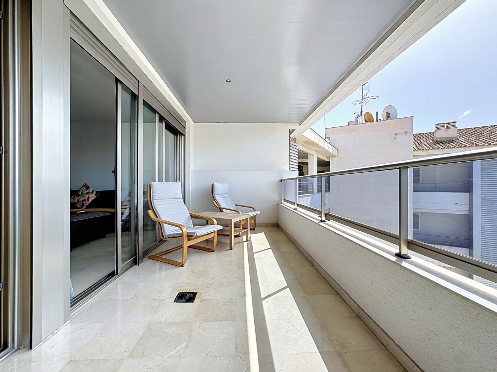 APPARTEMENT À VENDRE À ALBIR
