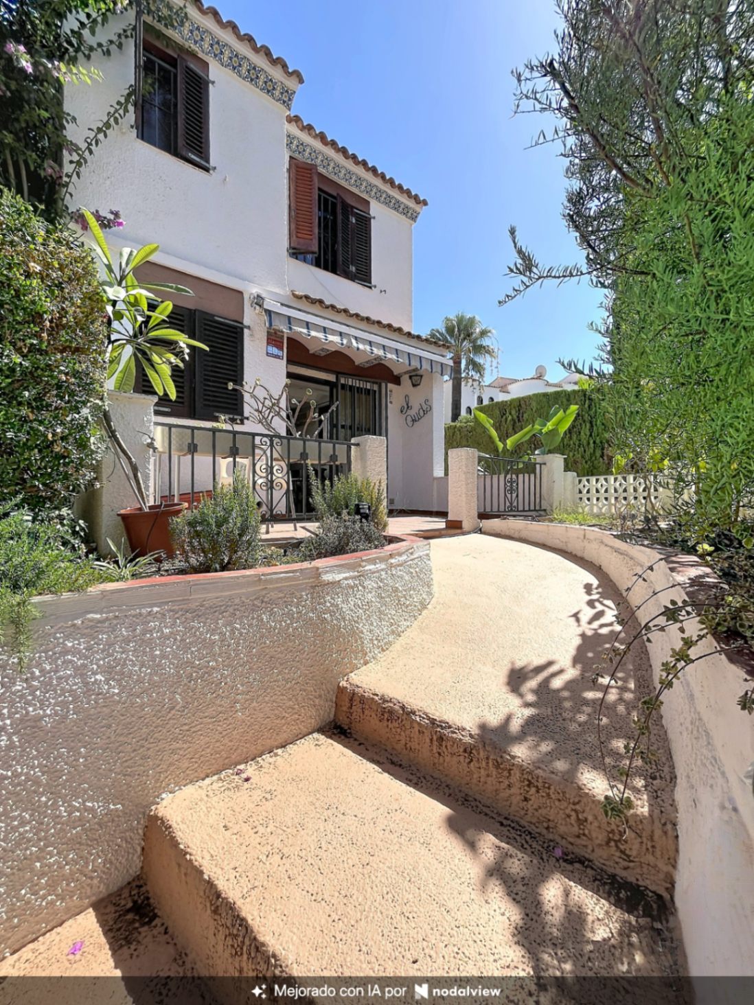 BUNGALOW TIL SALGS I ALBIR