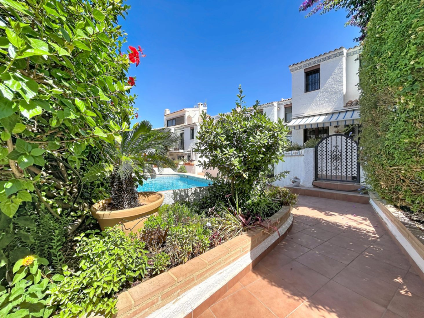 BUNGALOW TIL SALGS I ALBIR