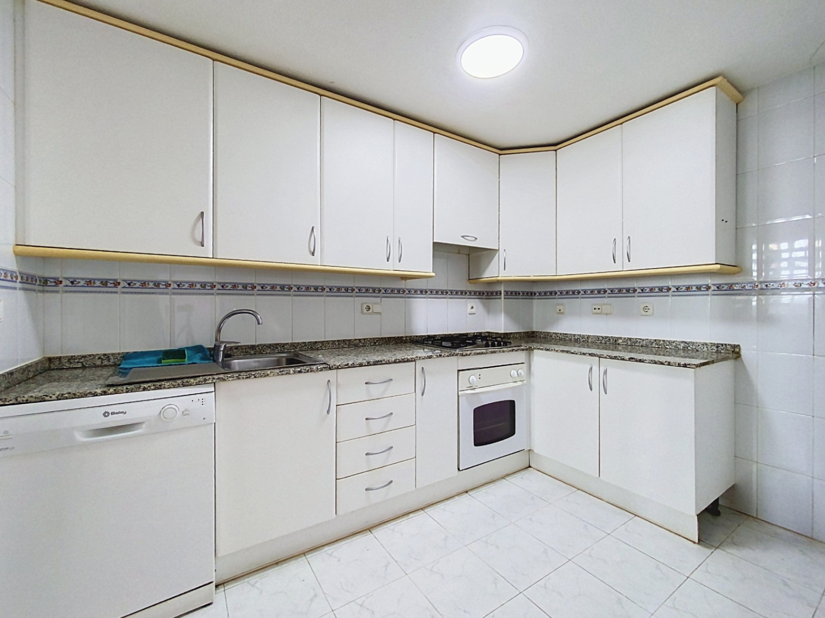 APARTAMENTO EN VENTA EN EL ALBIR 