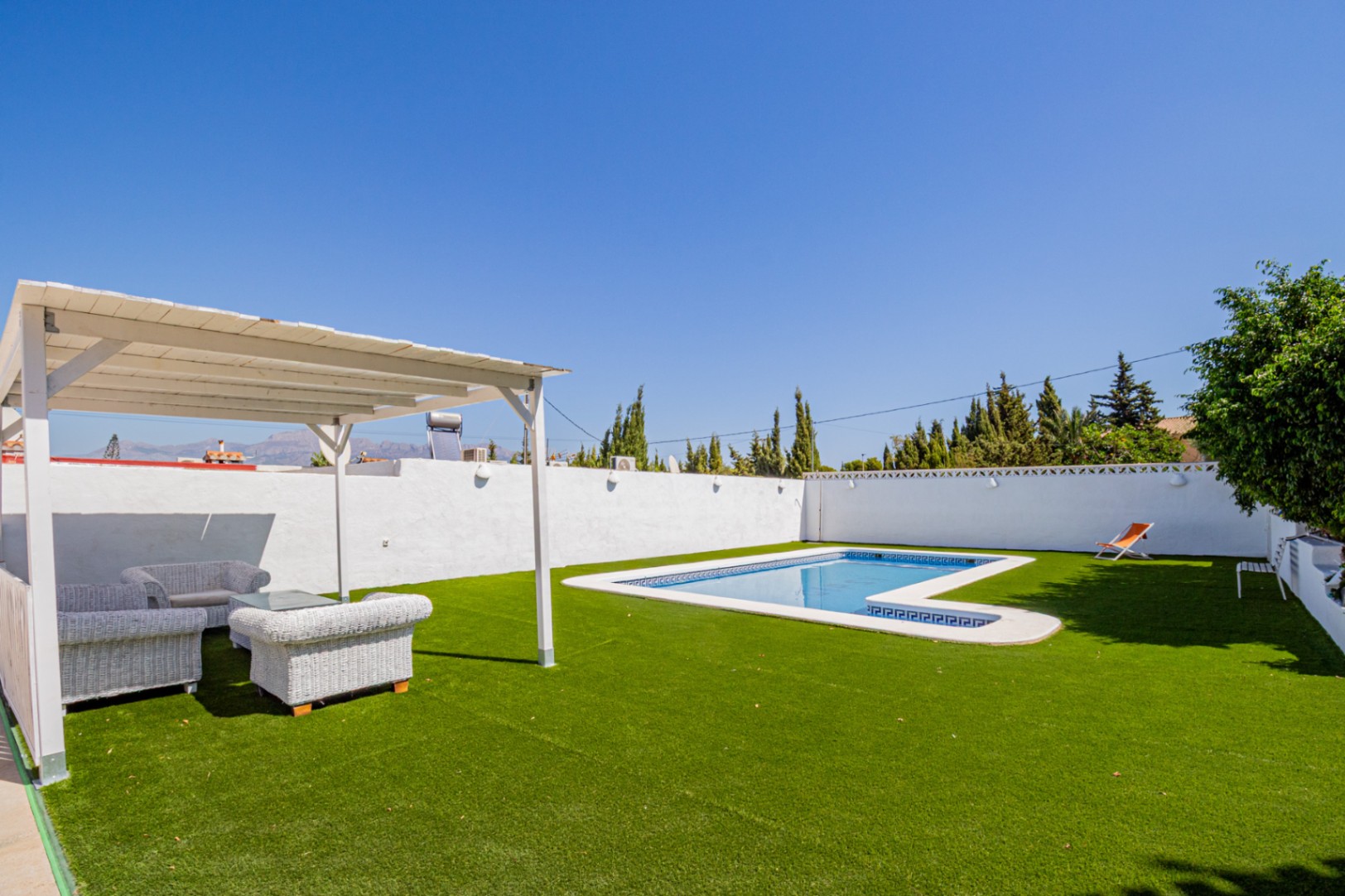CHALET | VILLA EN ALQUILER EN EL ALBIR