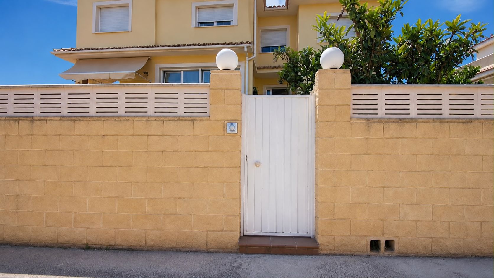 CHALET | VILLA EN VENTA EN LA NUCIA