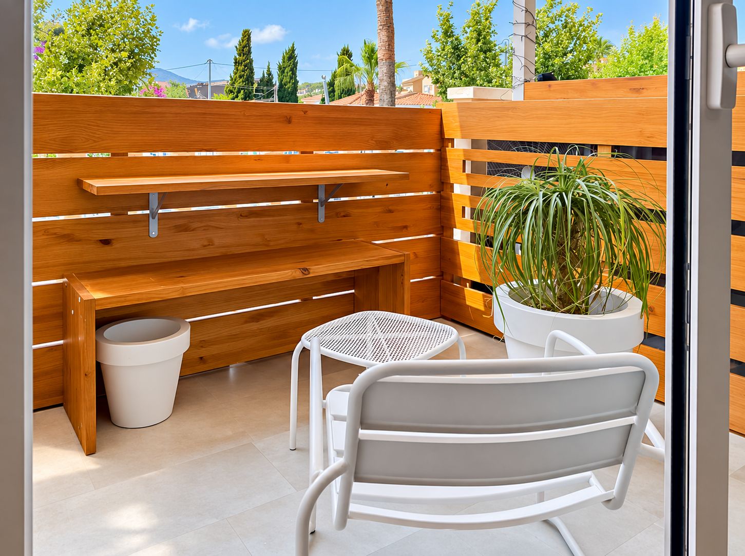 APPARTEMENT À LOUER À ALBIR