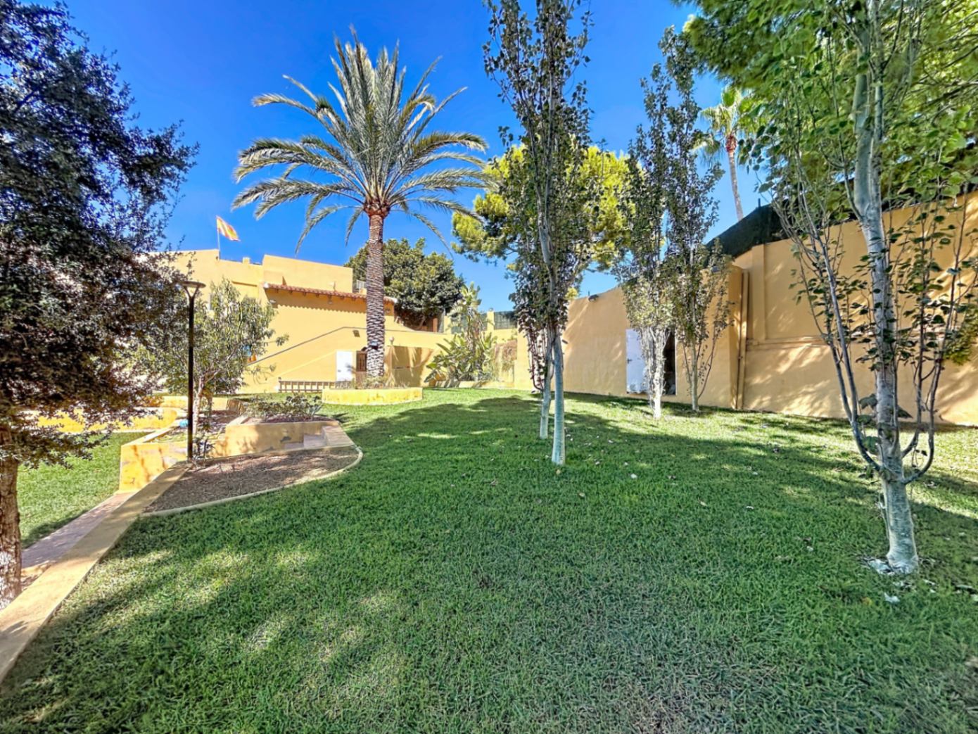 CHALET | VILLA FOR SALE IN LA NUCIA