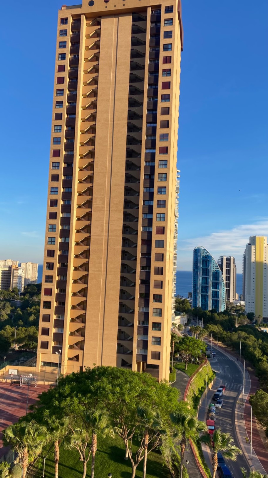 APARTMENT FOR SALE IN BENIDORM