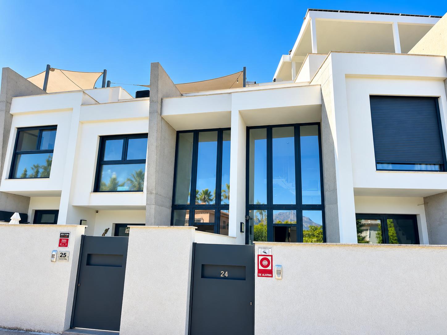 BUNGALOW EN VENTA EN EL ALBIR