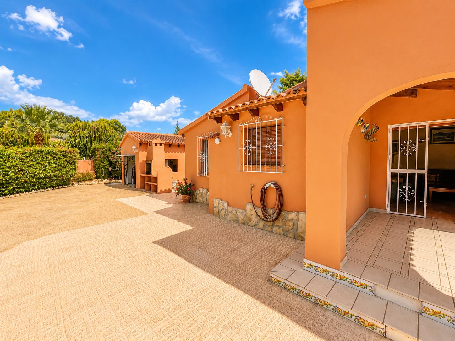 CHALET | VILLA TIL SALGS I ALFAZ DEL PI