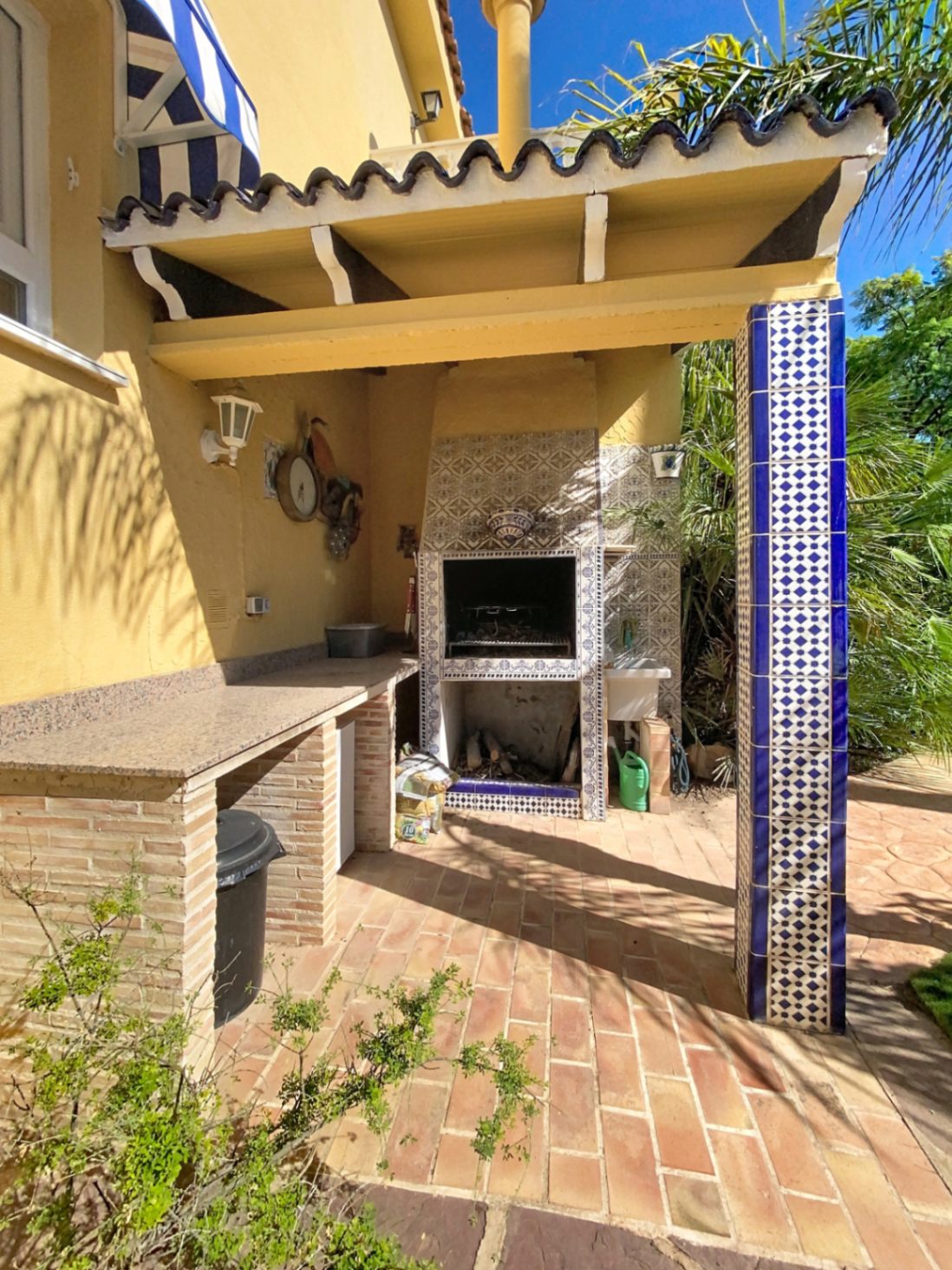 CHALET PAREADO EN VENTA LA NUCIA
