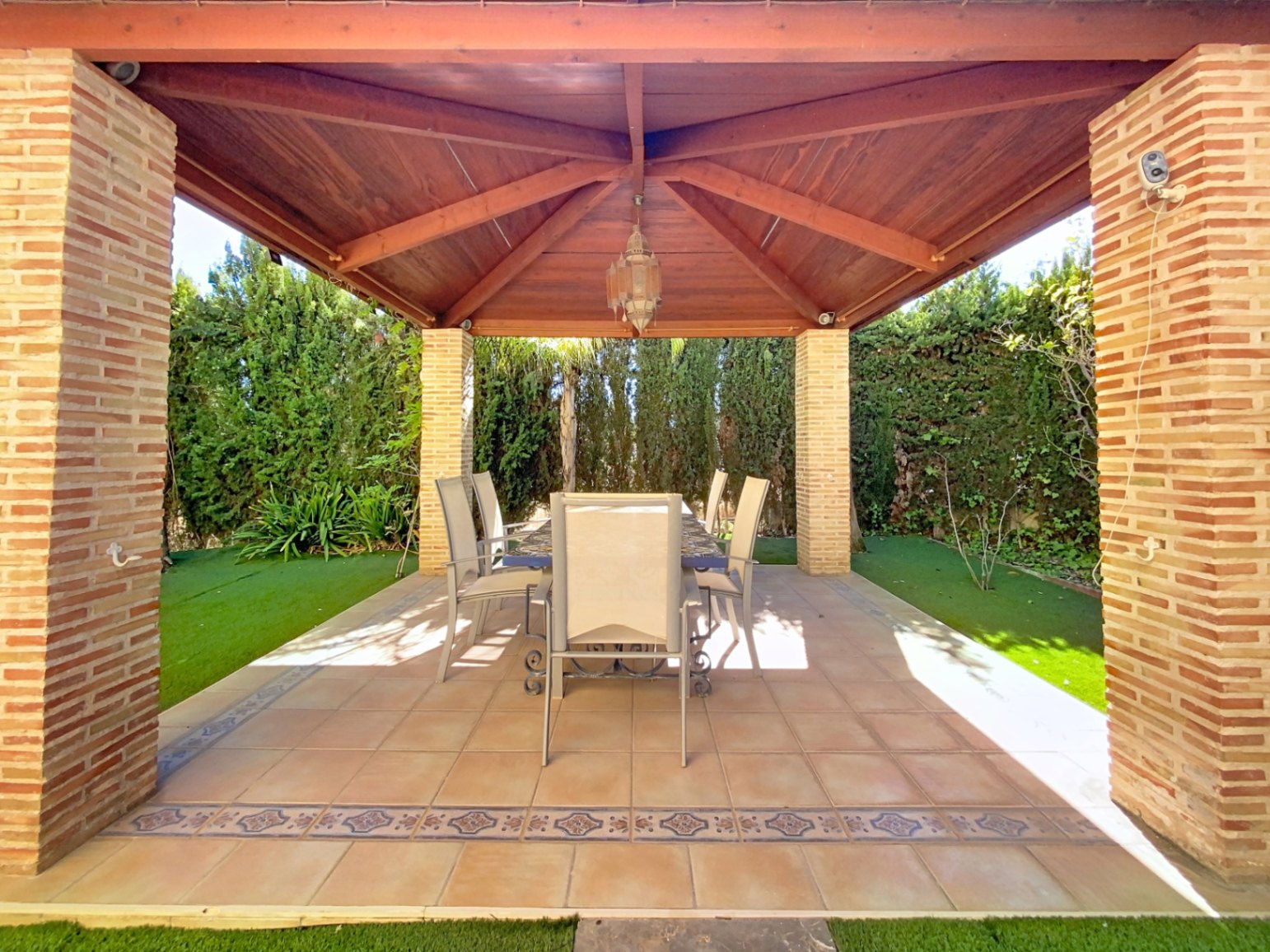 CHALET PAREADO EN VENTA LA NUCIA