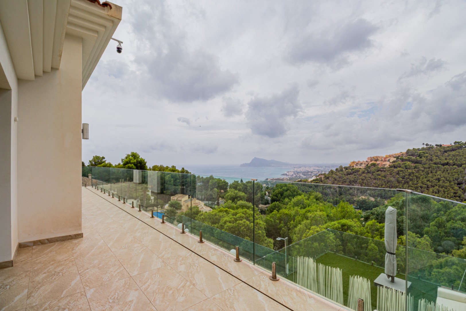 CHALET | VILLA EN VENTA EN ALTEA
