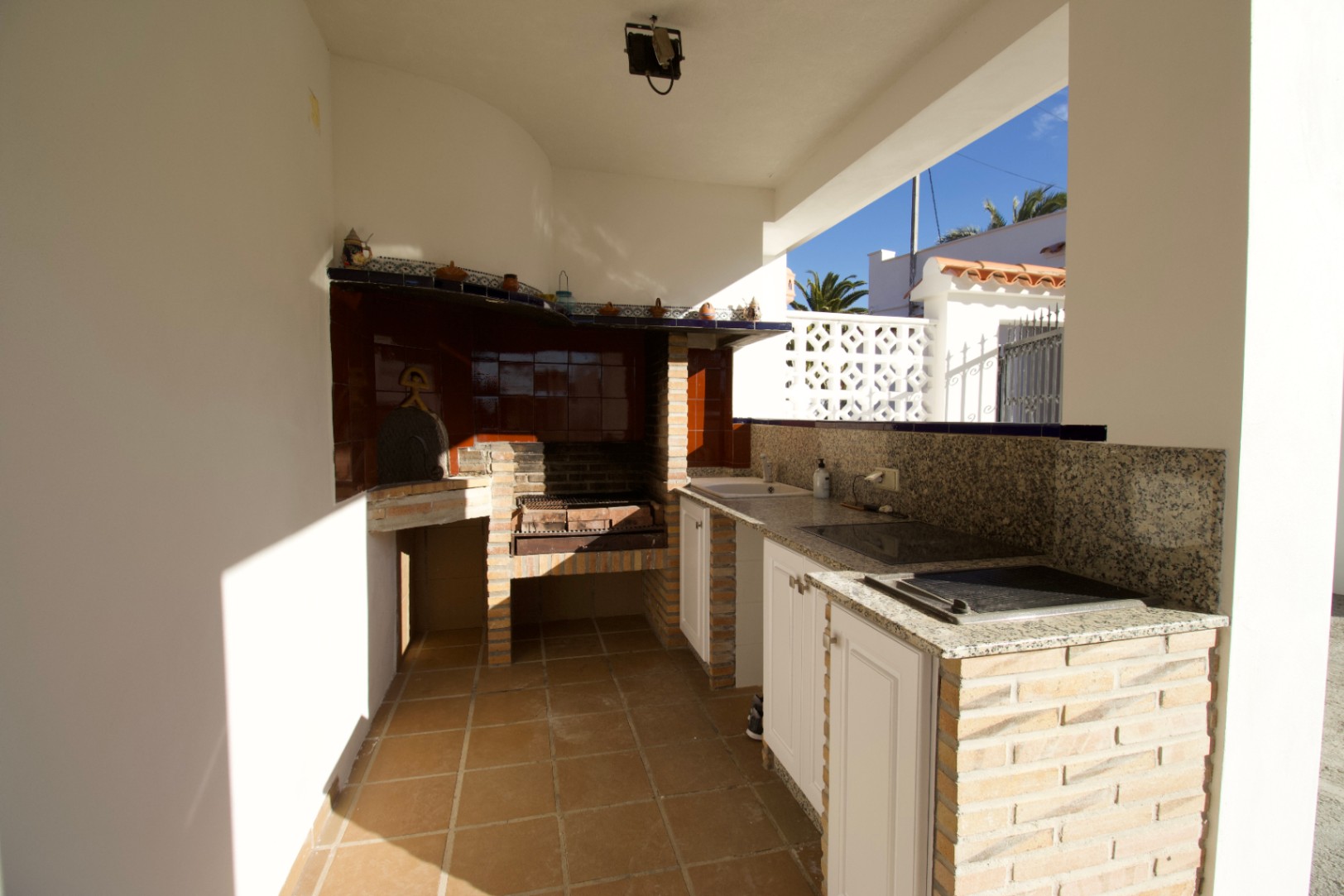 VILLA | VILLA ZUR LANGZEITMIETE IM ZENTRUM VON ALFAZ DEL PI