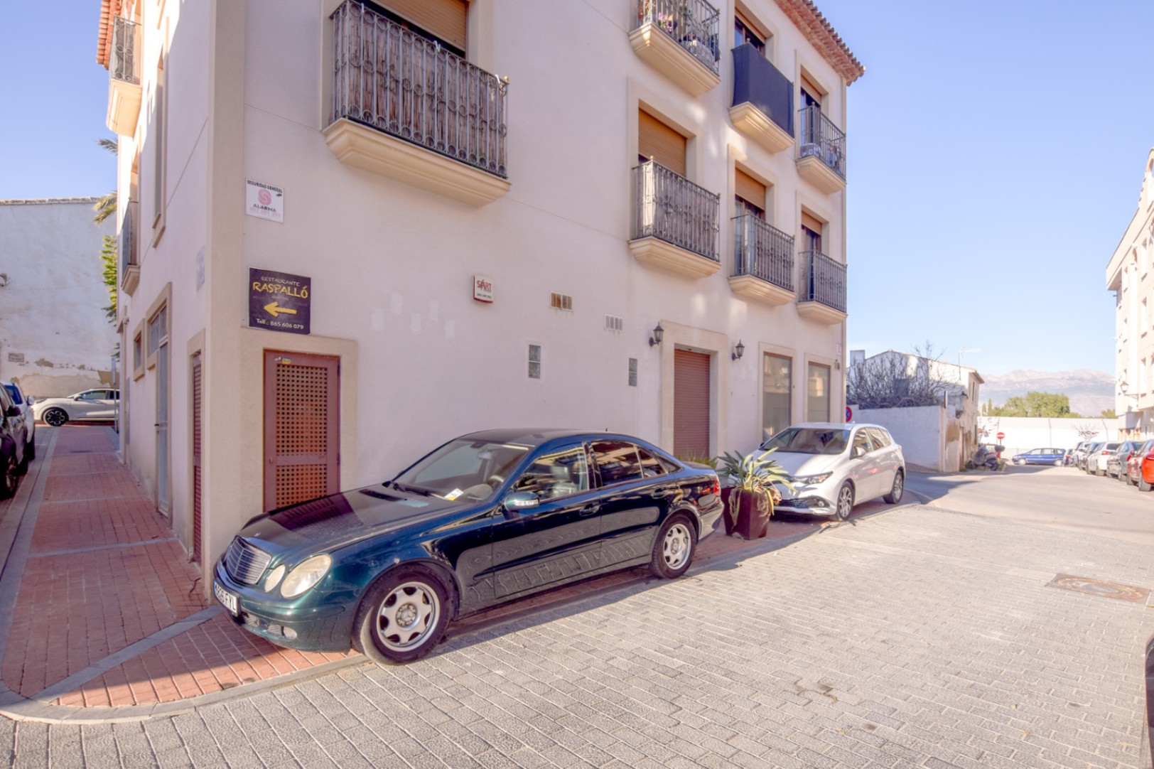 COMMERCIAL SPACE FOR SALE IN ALFAZ DEL PI