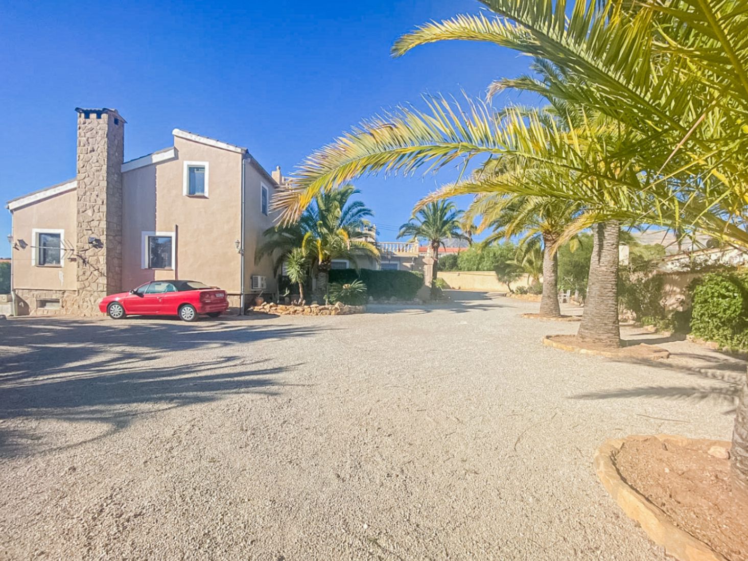 CHALET | VILLA TIL SALGS I LA NUCIA