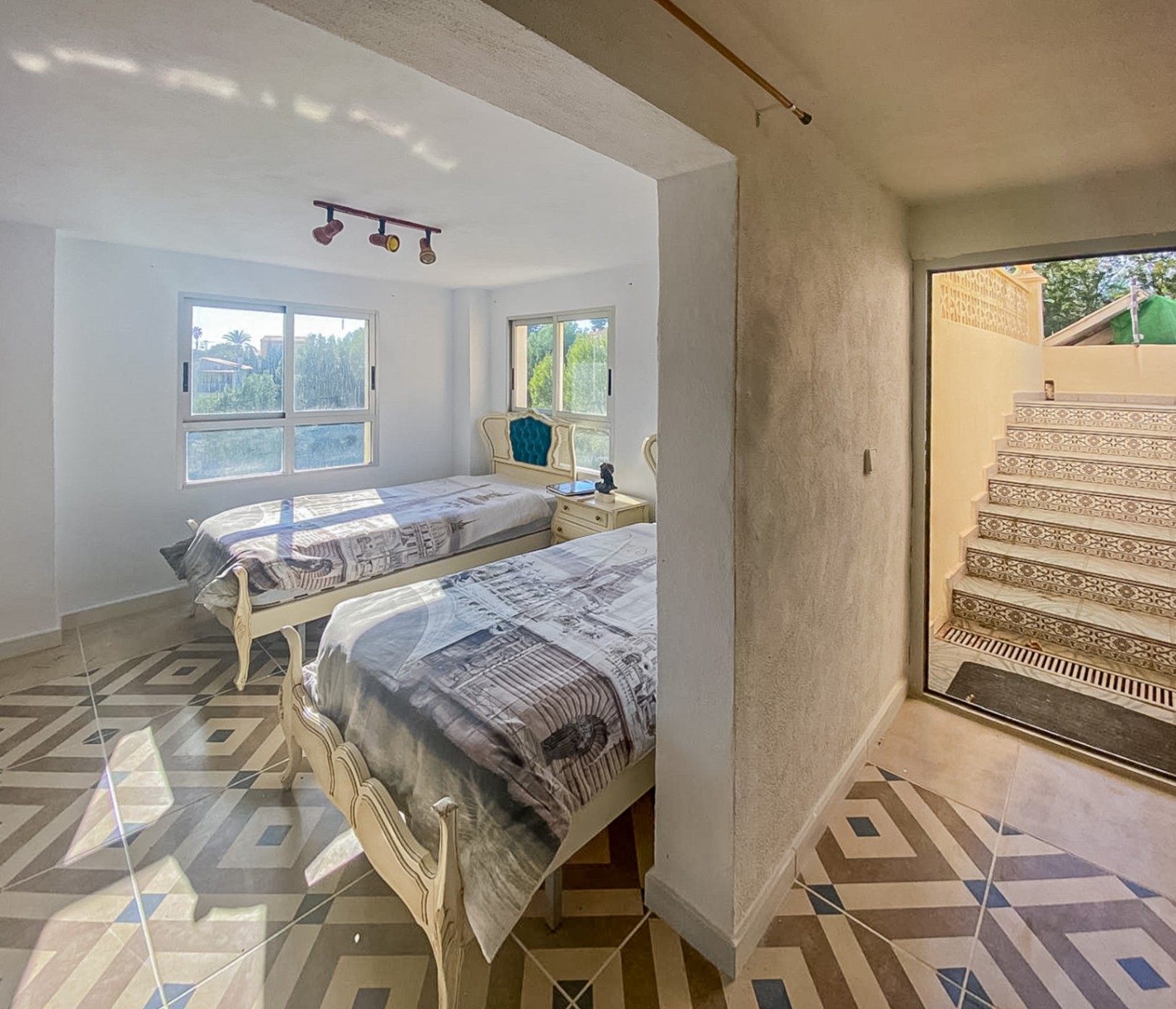 CHALET | VILLA TIL SALGS I LA NUCIA