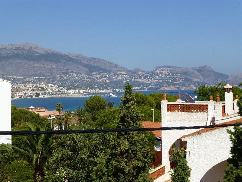 Chalet | Villa for sale in Albir, 500 meters from the beach