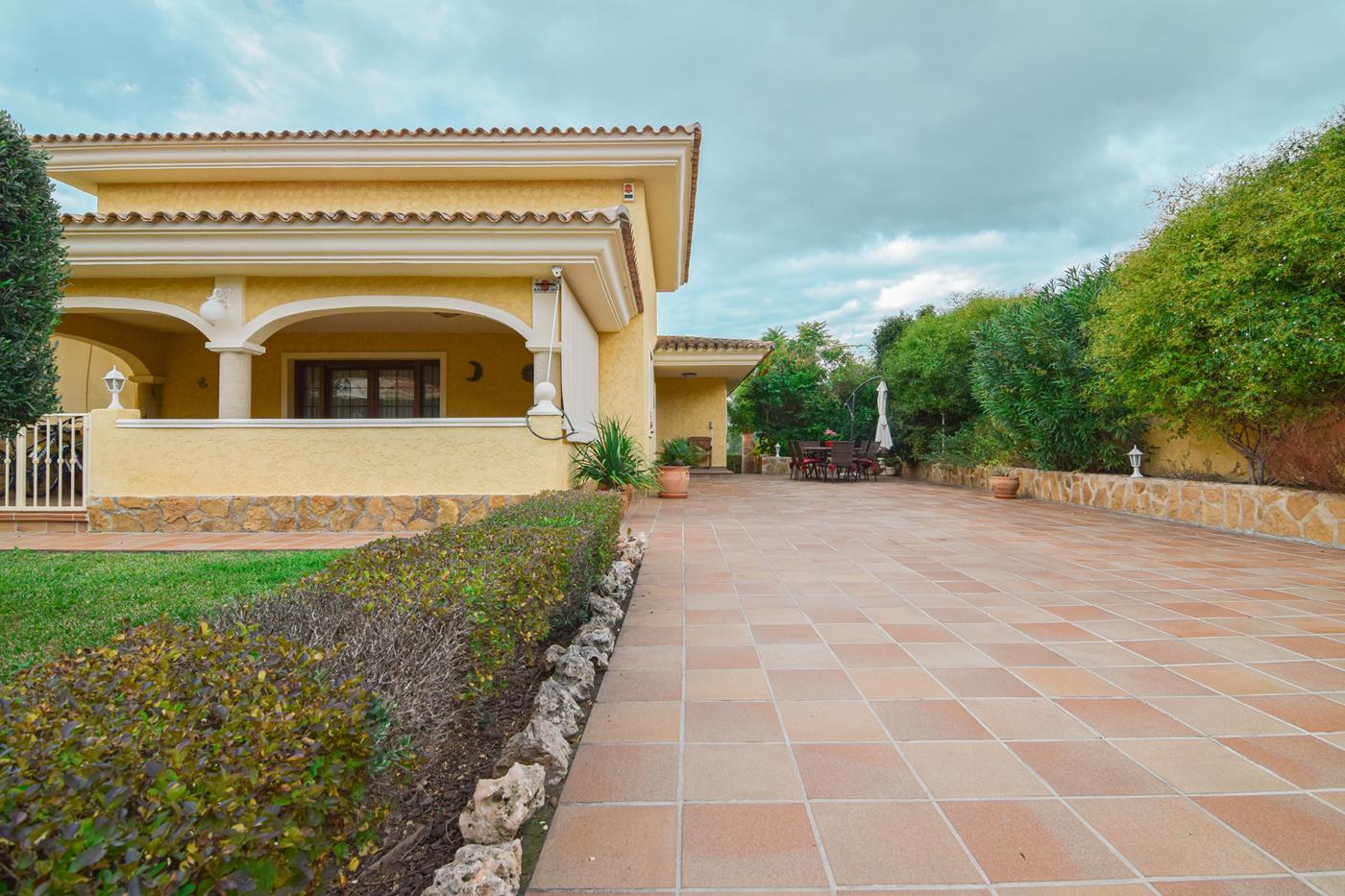 Chalet | Villa en venta en La Nucía