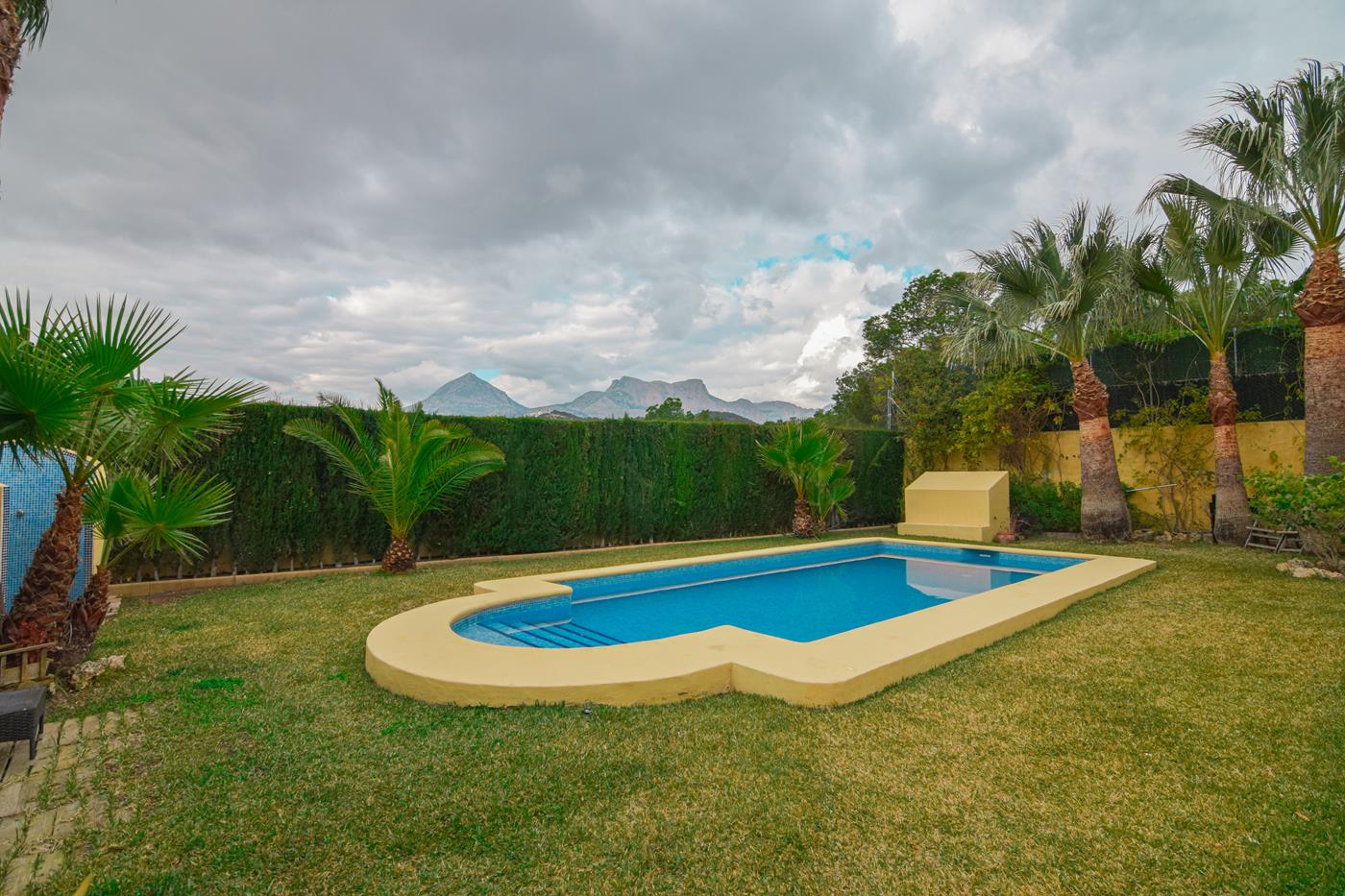 Villa for sale in La Nucía