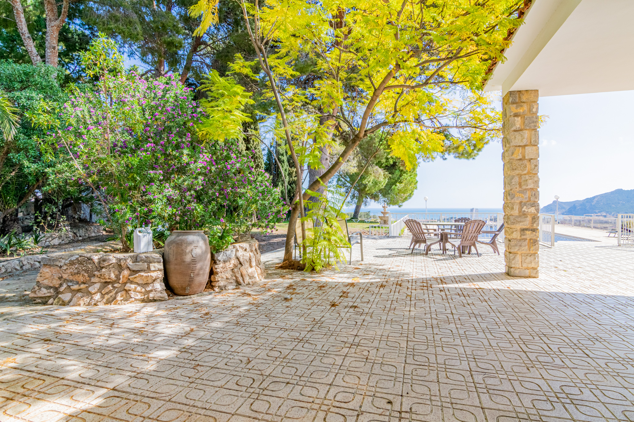 chalet | VILLA FOR SALE IN ALTEA WITH LARGE PLOT AND SEA VIEWS