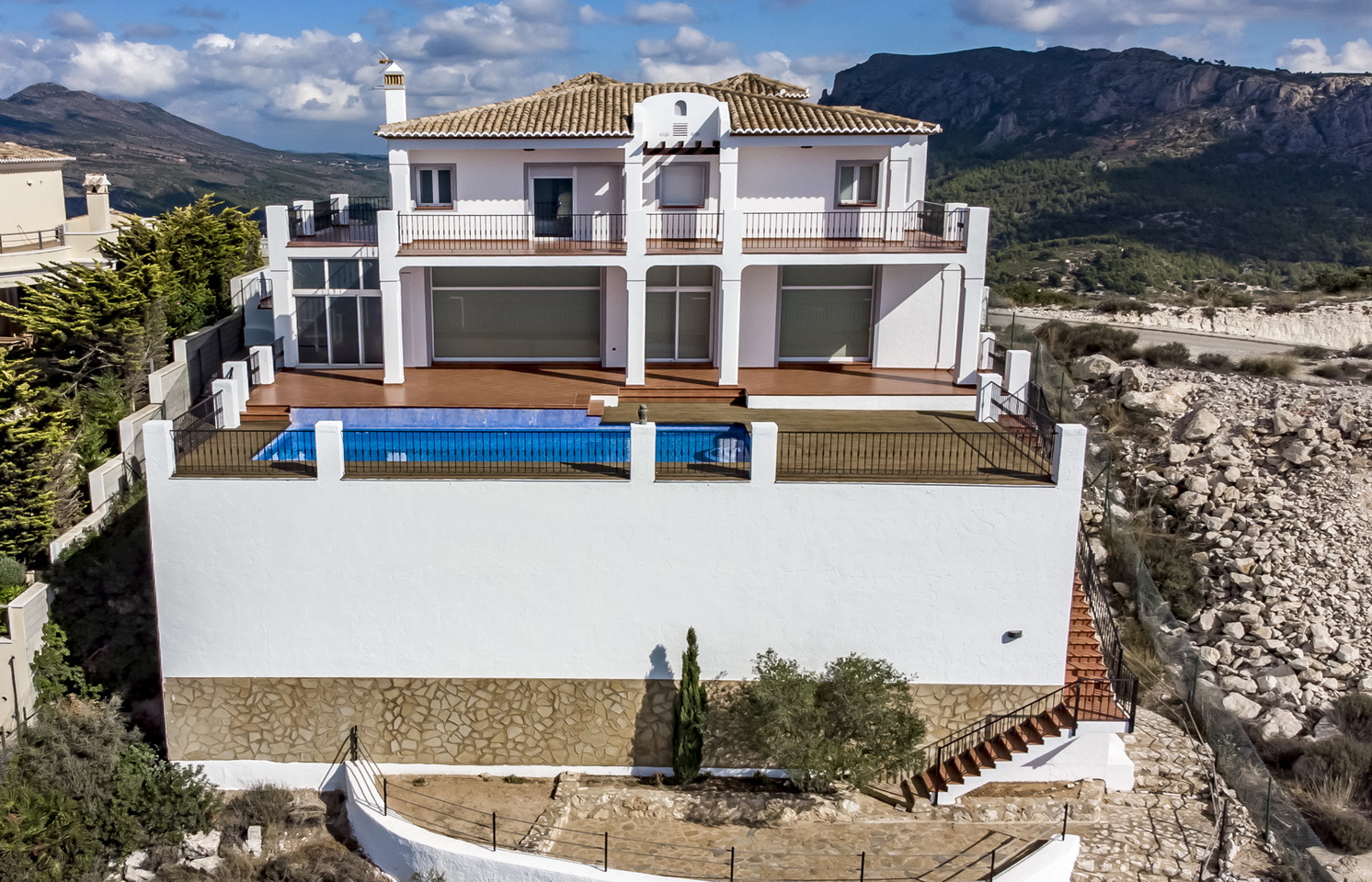 Villa med vakker havutsikt til salgs i Altea Hills