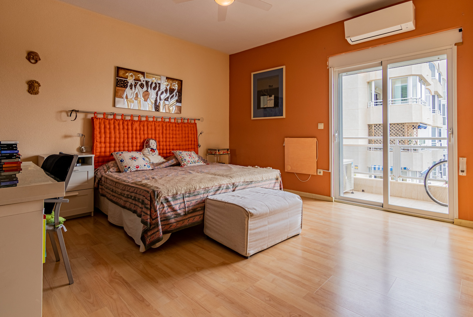 APPARTEMENT À VENDRE EN FACE DE LA PLAGE D’ALBIR