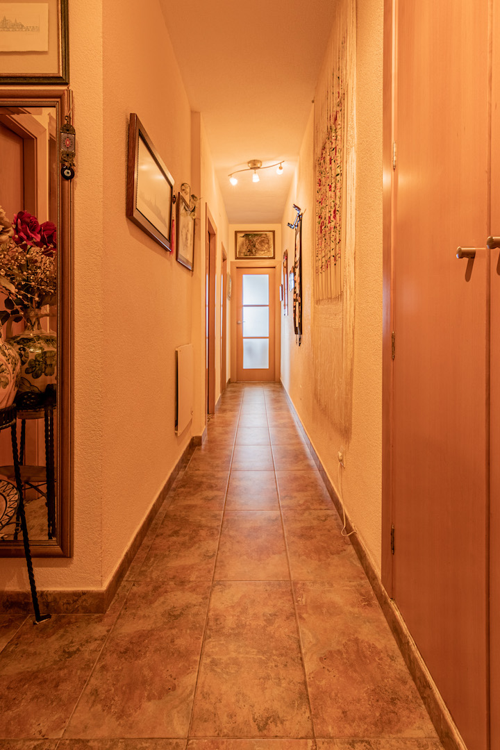 APPARTEMENT À VENDRE EN FACE DE LA PLAGE D’ALBIR