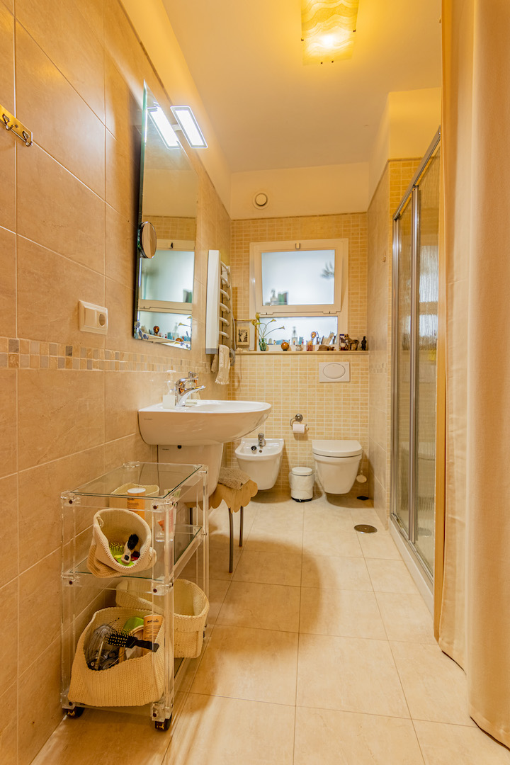 APPARTEMENT À VENDRE EN FACE DE LA PLAGE D’ALBIR