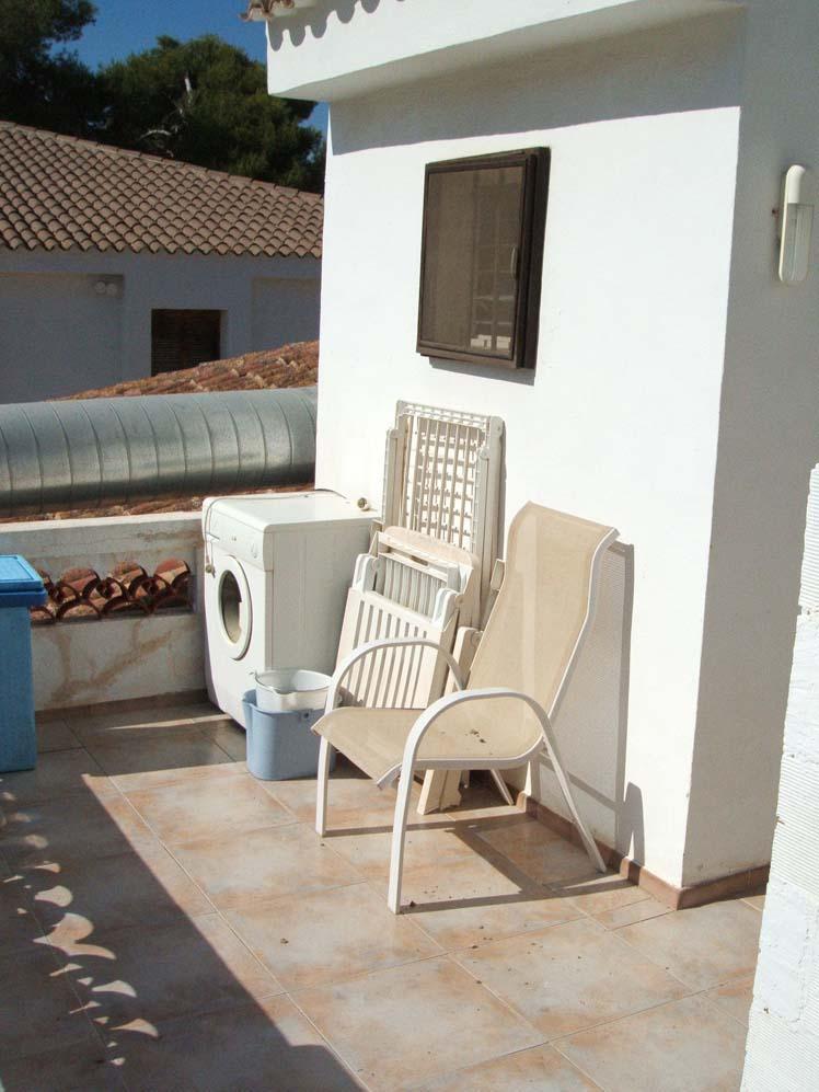 Bedrijfspand te koop in Albir
