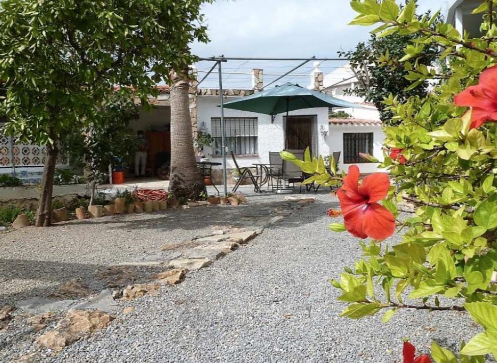 Chalet | Villa til salgs i Albir svært sentral