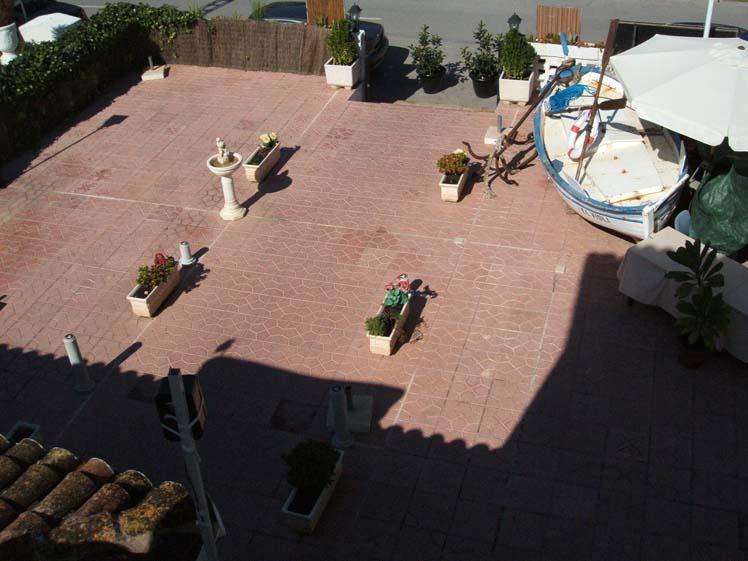 Bedrijfspand te koop in Albir