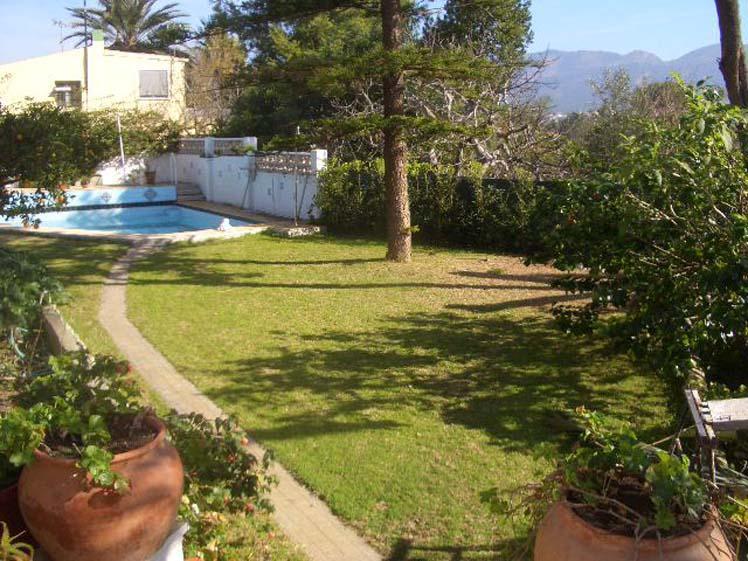 Chalet | Villa zu verkaufen in Benidorm
