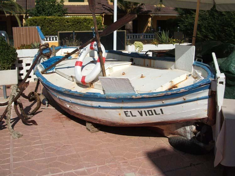 Bedrijfspand te koop in Albir
