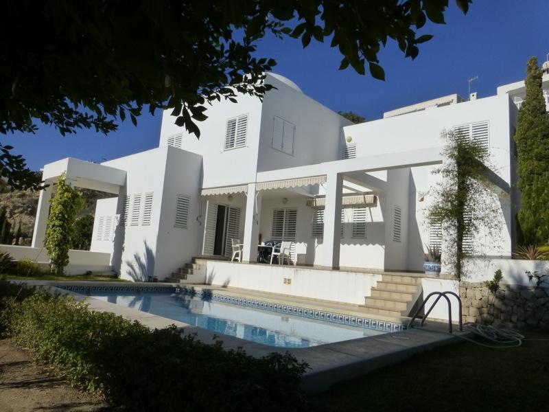 Chalet | Luxe villa met uitzicht op zee in Villajoyosa