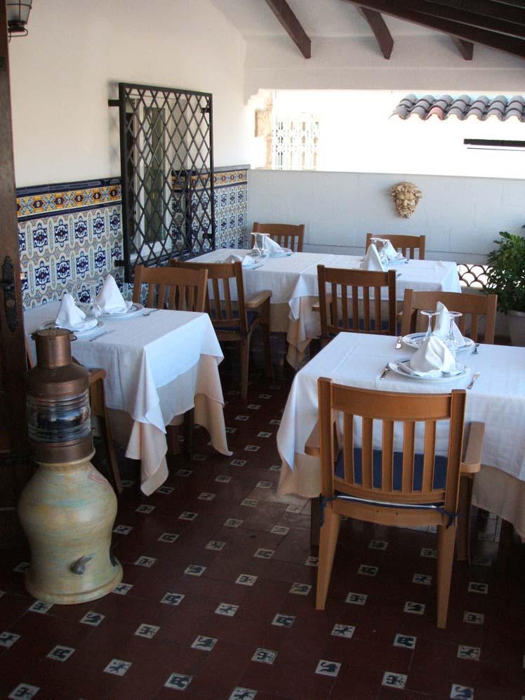 Bedrijfspand te koop in Albir