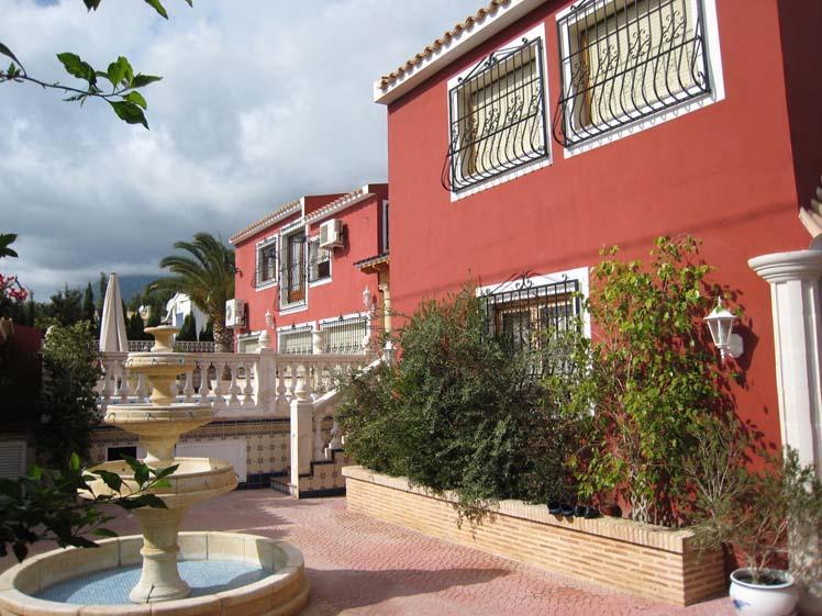 Chalet | Villa til salgs i Alfas del Pi