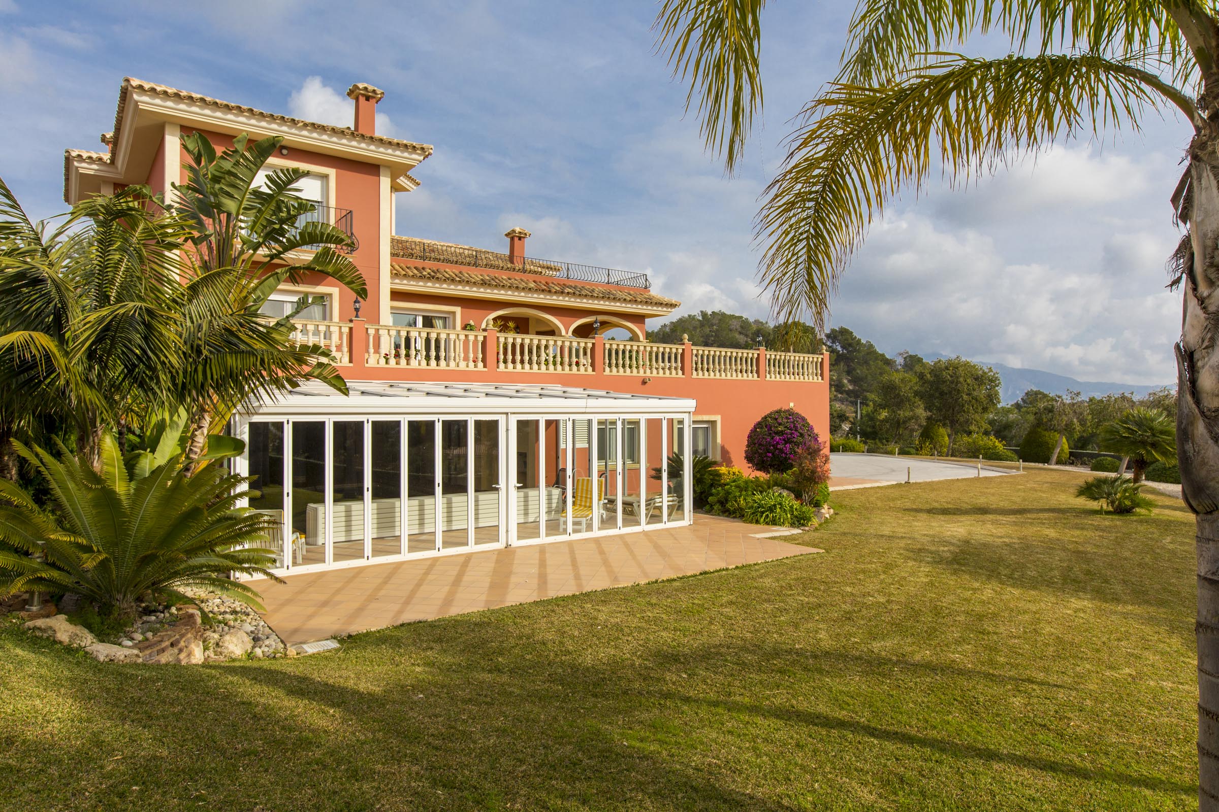 Villa de luxe dans le quartier le plus exclusif d’Alfaz del Pi