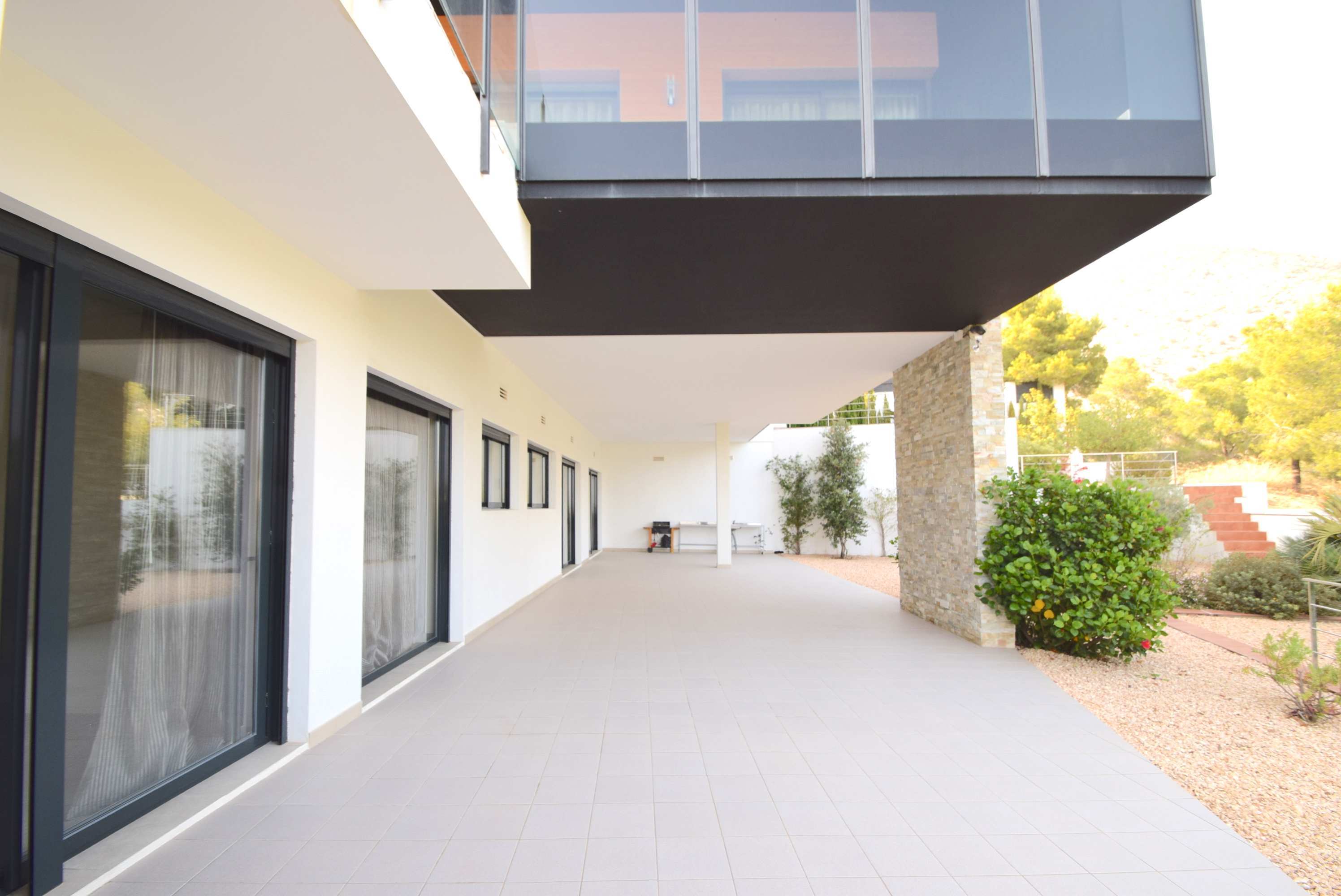 Luxuriöses Chalet mit Panoramablick auf das Meer und die Berge in Altea